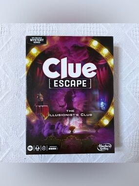 Clue Escape: The Illusionist's Club Board Game